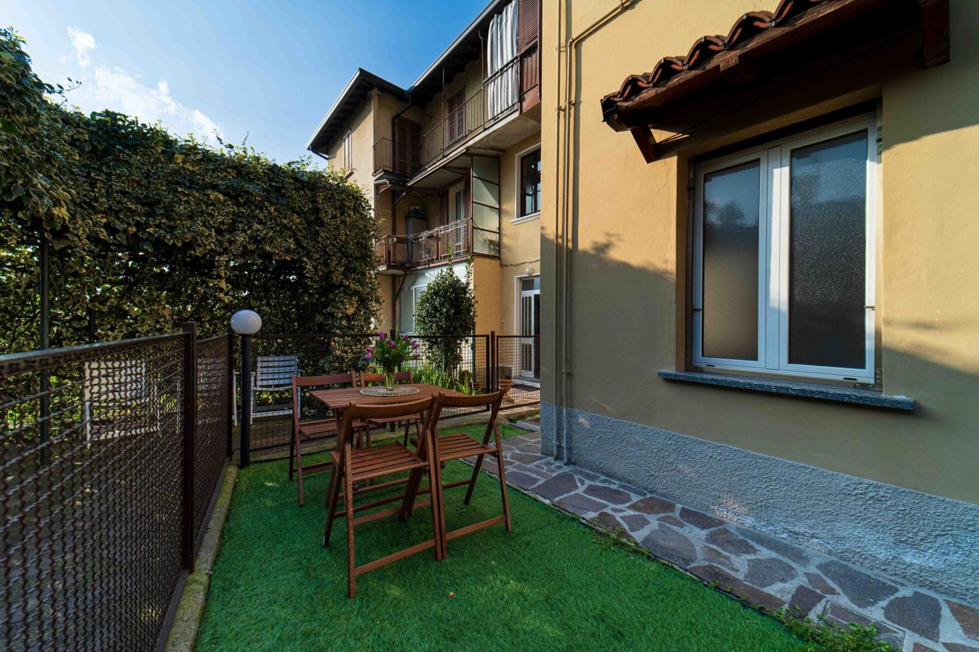 شقة Moonlight - Lecco Getaway المظهر الخارجي الصورة